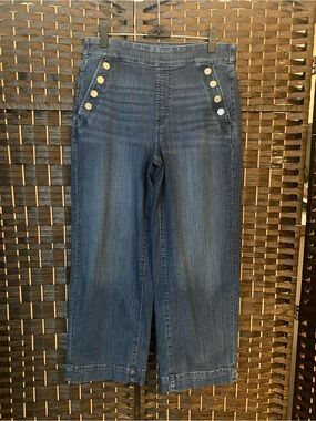 Chico's Mid Wash Cropped Sailor Wide-Leg Ankle Jeans with Gold-Tone Buttons SZ 6
